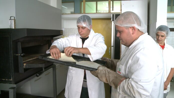 431_0554_01.MP4_snapshot_00.01.031