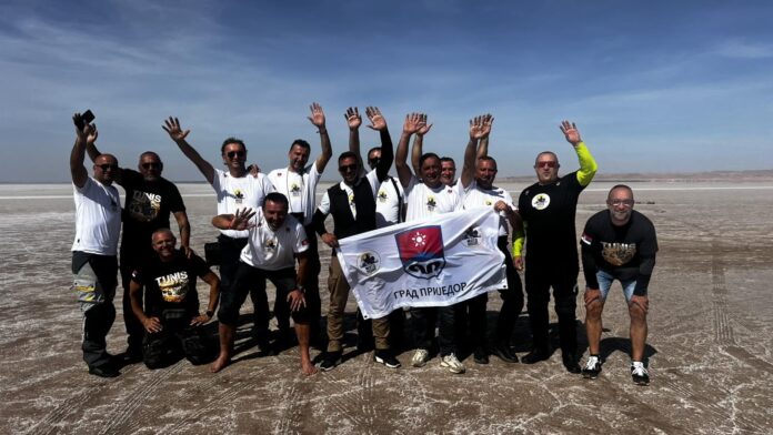 trinaest clanova moto adventure uzivalo u pustolovini